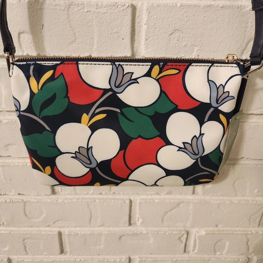 Kate Spade Triple Gusset Crossbody NWT - Picture 4 of 10